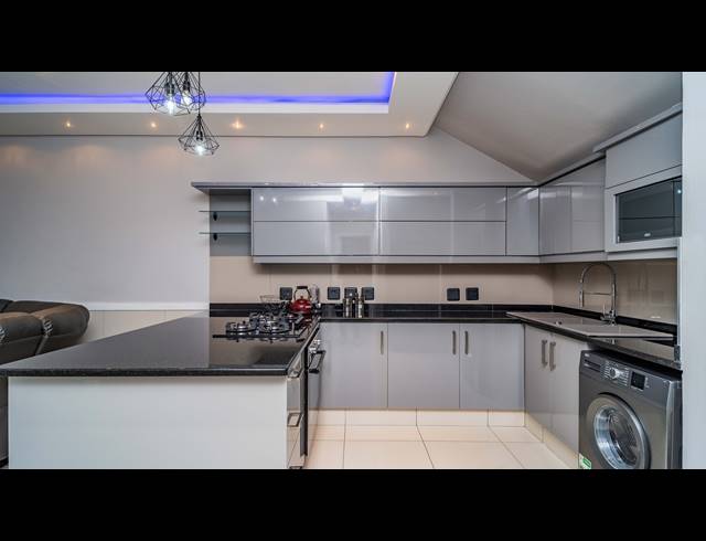2 BEDROOM APARTMENT FOR SALE IN LA LUCIA